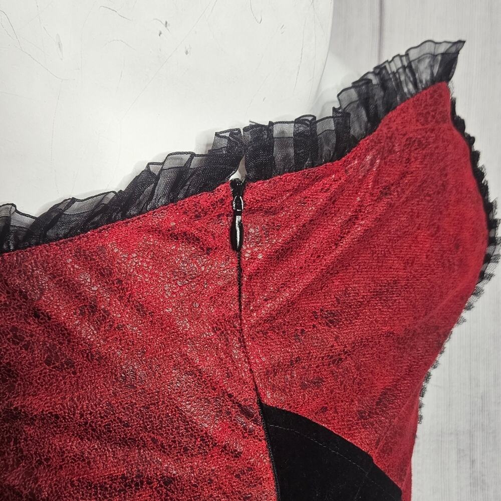 Devil Fashion Steampunk Basque Corset Top with Lace Skirt & Bustle, size M/L - Picture 6 of 10